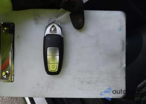 2019 Lamborghini Urus z USA, uszkodzony, nr VIN ZPBUA1ZL2KLA04966